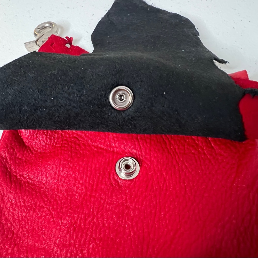 Red Black Raw EdgeLeather W/Fringe Hip Clip On Belt Bag Cell Phone Biker Chic - Picture 12 of 12